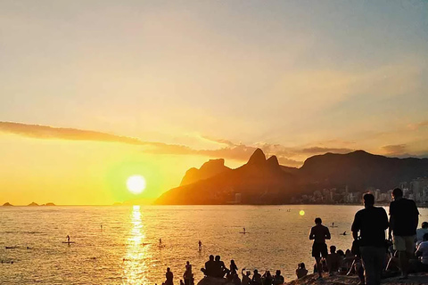 Tour Arpoador: Paseo por Copacabana y Puesta de Sol en el Arpoador