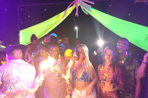 Puerto Escondido Social Pub Crawl – Meet & Make Friends
