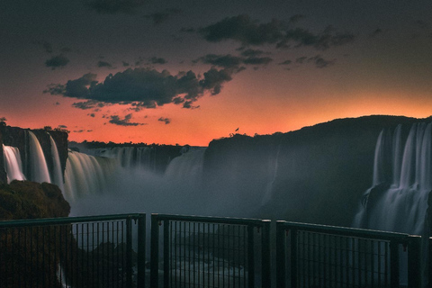 Excursión de un día a los lados brasileño y argentino de las Cataratas de Iguazú