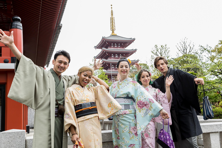Tokyo: Guided Walking Tour with Kimono Experience