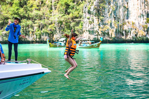 Från Khao Lak: Bambu &amp; Phi Phi-öarna, &amp; dagsutflykt till Maya Bay