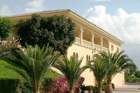 Private Tour Alicante: Wineries with Tasting and Guadalest Castle