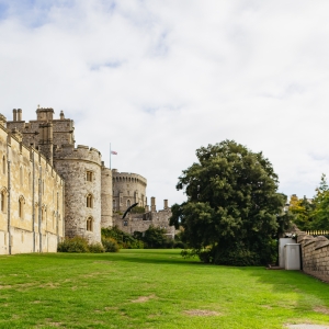 London: Windsor Castle, Stonehenge & Bath Full-Day Tour
