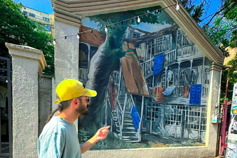 Tbilisi: Street Art and Graffiti Guided Walking Tour In Russian - Private Tour