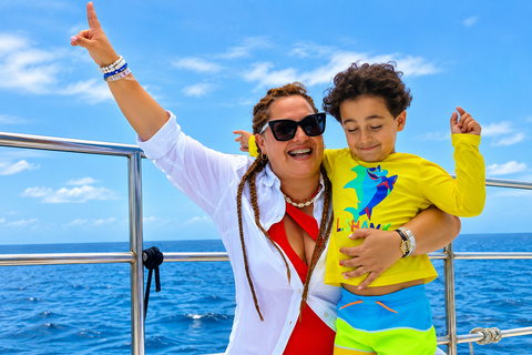 From Punta Cana: Catalina Island with Lunch & Transportation SNORKELING PACK