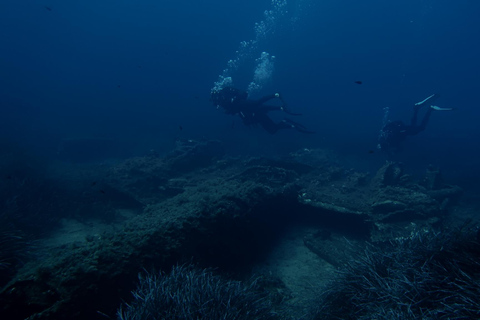 Corfu: Scuba Diving and Snorkeling from a Boat Let's go scuba diving!
