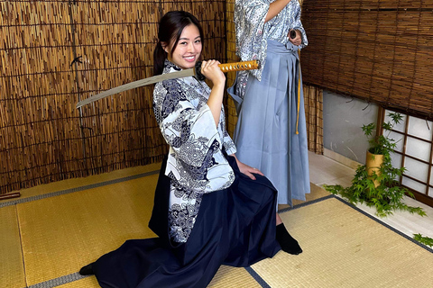 Matsumoto : Combat à l&#039;épée de samouraï, château et illumination