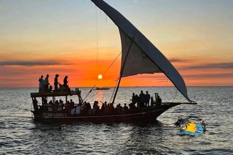 Nungwi/Kendwa: Dhow-kryssning i solnedgången med traditionell musik