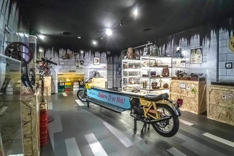 Cancun : Bus en bus à arrêts à arrêts multiples et attractions multiplesCancun : Visite à arrêts multiples de la ville et roue d'observation du ciel