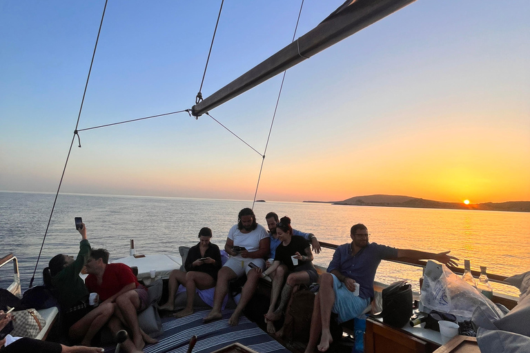 MYKONOS SOUTH OR WEST COAST EVENING SEMI PRIVATE CRUISE