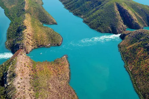 Broome Vuelo panorámico y excursión a Cygnet Bay