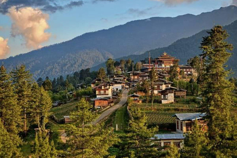 6 Day Bhutan Himalayan Sunrise Sunset Photography Expedition