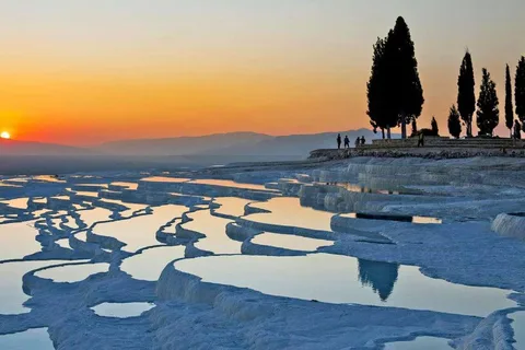 Pamukkale: Tour giornaliero di Pamukkale e Hierapolis con piccolo gruppo