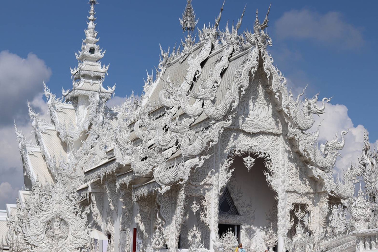 Chiang Rai White & Blue & Sang Kaew Phothiyan & Lalitta Cafe Chiang Rai White-Sang Kaew-Blue Temple & Lalitta Cafe