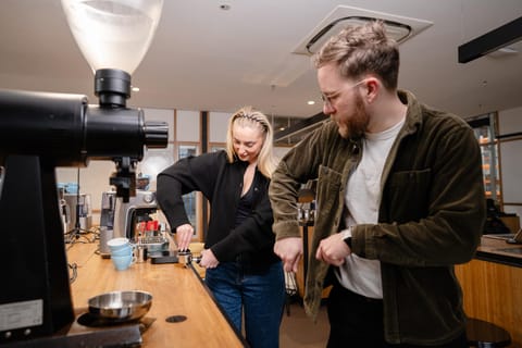 Melbourne: Coffee Roastery Tour with Tasting and Lunch