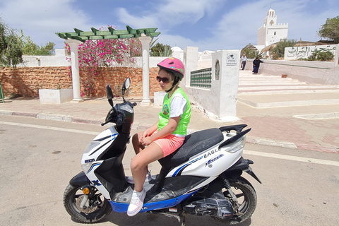 Djerba: Scooter tour of the island Full-day guided tour