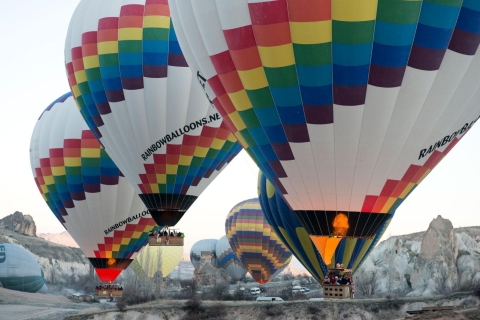 Kappadokien: Göreme Sonnenaufgang Heißluftballonfahrt