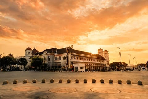 From Yogyakarta: 5-Day Tour Java to Bali with Driver - Image 2
