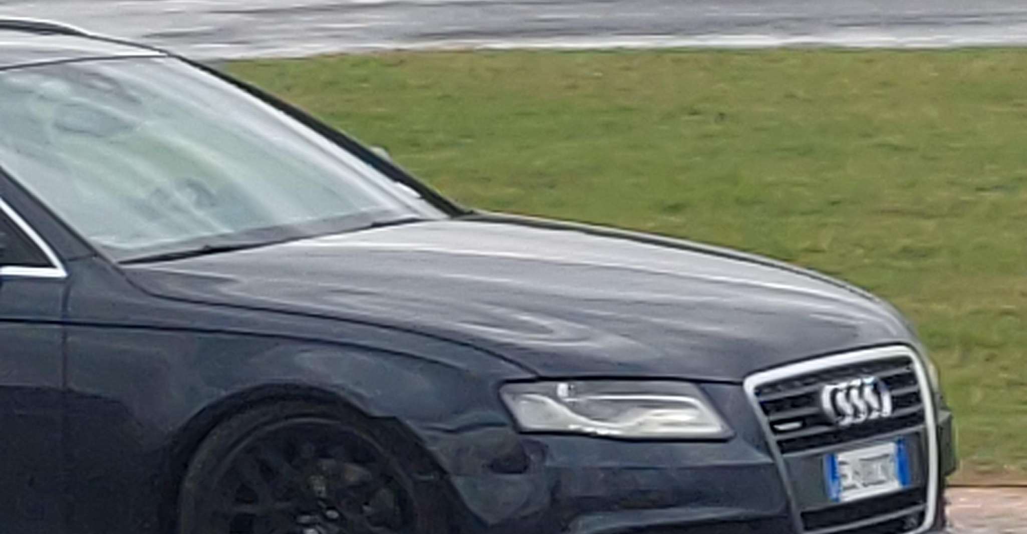 Expérience de course avec une Audi A4 Touring Car de Milan - Hizvo