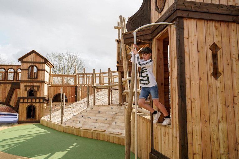 Blenheim Palace Admission Ticket Palace, Park and Gardens Admission Ticket