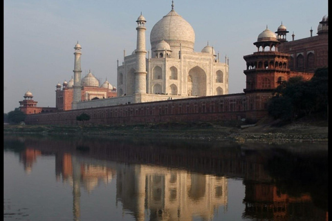 From Delhi: Taj Mahal & Fatehpur Sikri Day Tour This Option Include Only Tour Guide