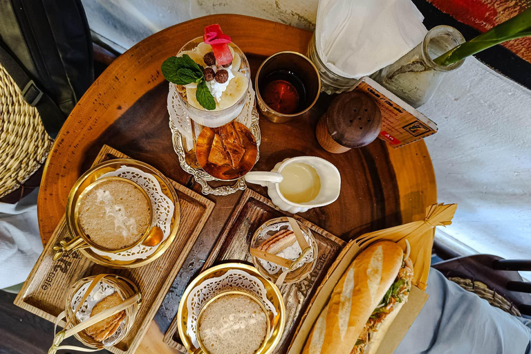 Hanoi Hidden Alleys, Coffee Culture & Local Life Walk
