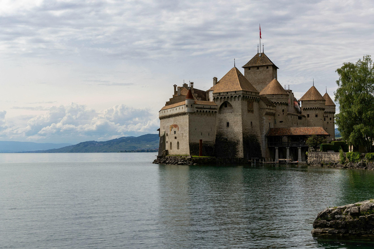 Riviera: Chaplin's World & Château de Chillon - Private van from Lausanne