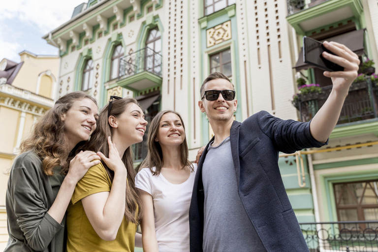 Lübeck: Paseo exprés con un lugareñoLübeck: 60 minutos a pie con un lugareño