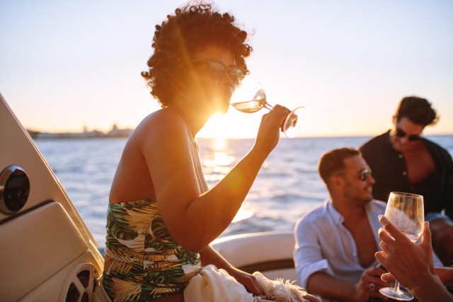 Visit Amalfi Amalfi Coast and Positano Sunset Cruise with Drinks in Amalfi, Italia