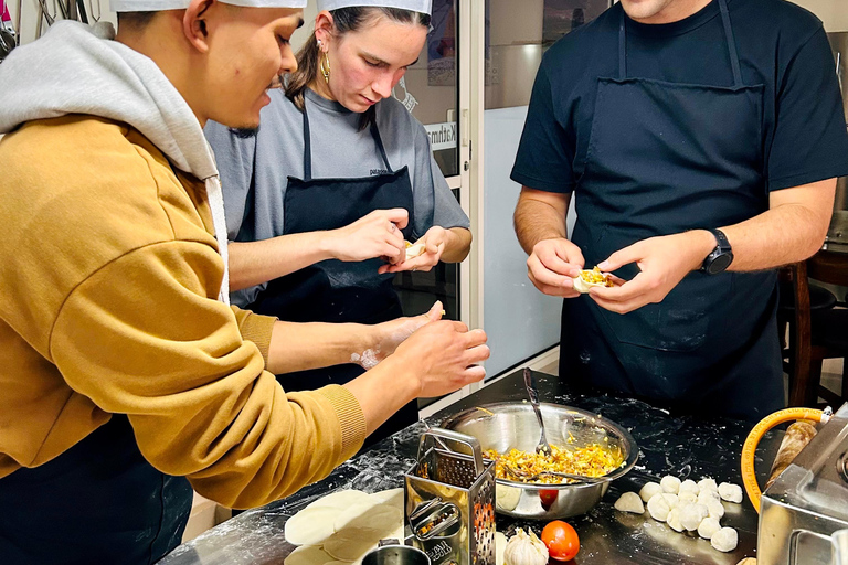 Momo maken en kookles in Kathmandu