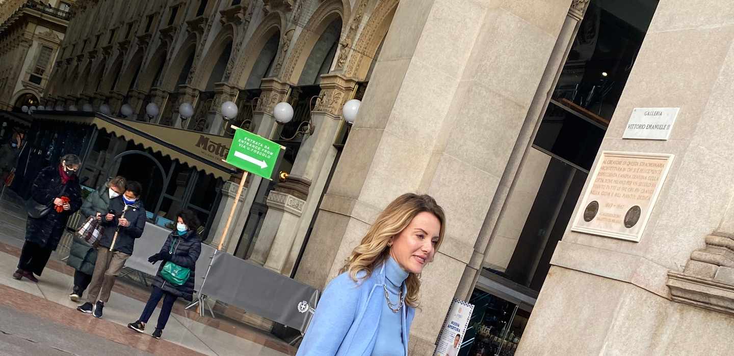Mailand: Shopping-Tour mit einem • Mailänder • Personal Stylist Mailand: Shopping-Tour mit einem • Mailänder • Personal Stylist