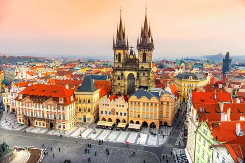 Vienne : Visite guidée privée d'une journée à Prague