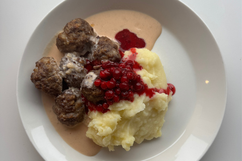 Helsinki: Cook a traditional & delicious Finnish home meal Helsinki: (Private) Cook a traditional Finnish meal at home