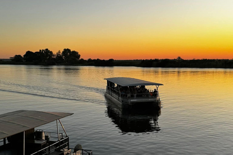 Victoria Falls & Chobe: 4-Day Safari with Lodging