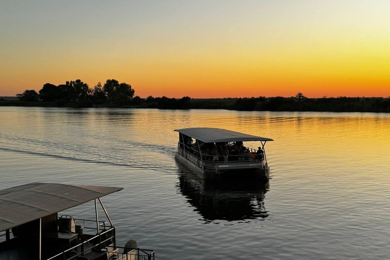 Victoria Falls & Chobe: 4-Day Safari with Lodging