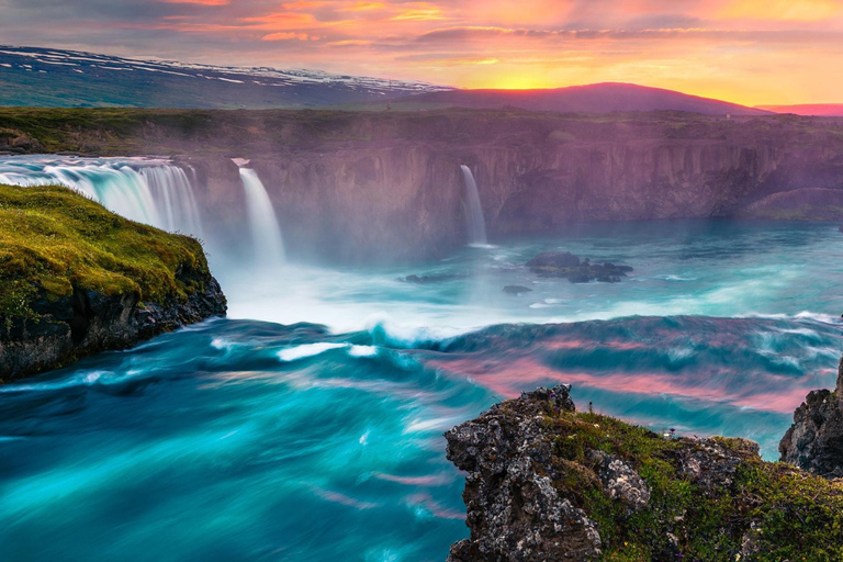 De Akureyri: Visita à cascata de GodafossDe Akureyri: Excursão à cachoeira Godafoss