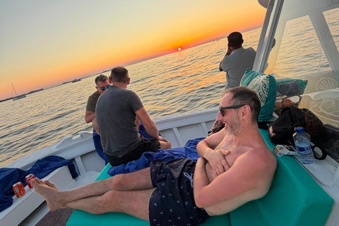 Ibiza: Boat Cruise with Tapas, Drinks & Cova Santa Entry