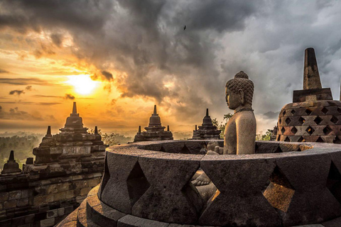 يوجياكارتا: شروق الشمس في معبد بوروبودور مع ضمان الصعودشروق الشمس في معبد بوروبودور