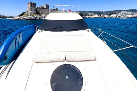 Bodrum: Prywatna wycieczka jachtem o zachodzie słońca w Bodrum 46 ft.Bodrum: Prywatna wycieczka jachtem o zachodzie słońca w Bodrum, 46 stóp.