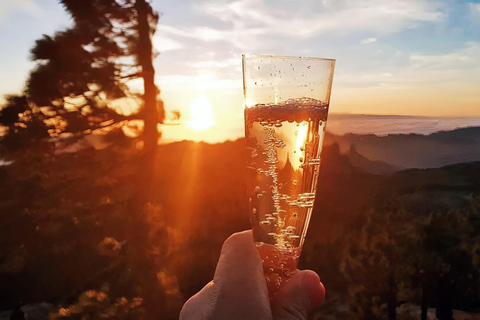 Gran Canaria: Sunset Tour with Champagne & Optional Dinner.