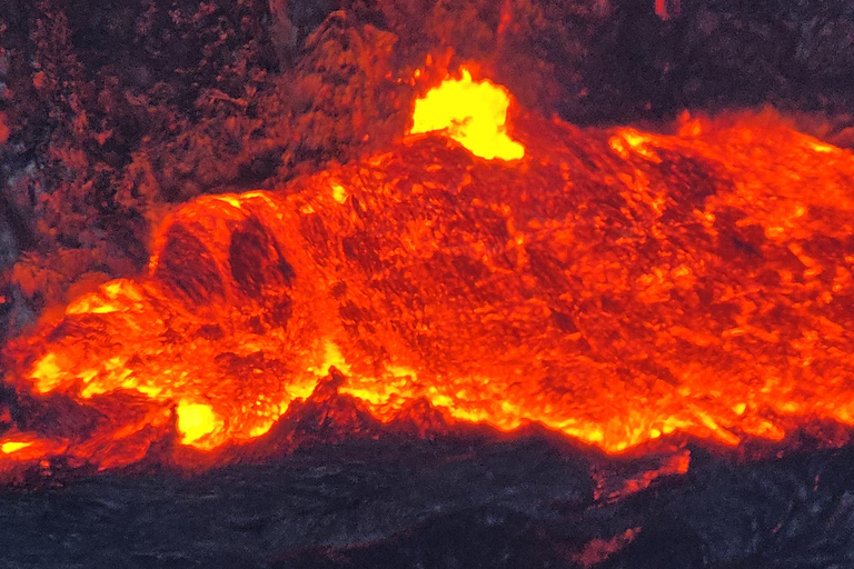 Extreme Danakil: Lavaseen und Säurequellen