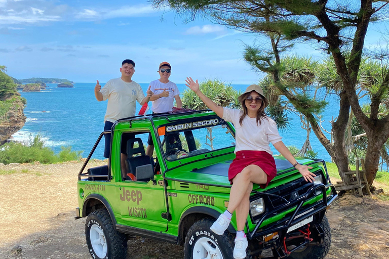 Yogyakarta: Timang Beach Adventure and Slili Beach Tour