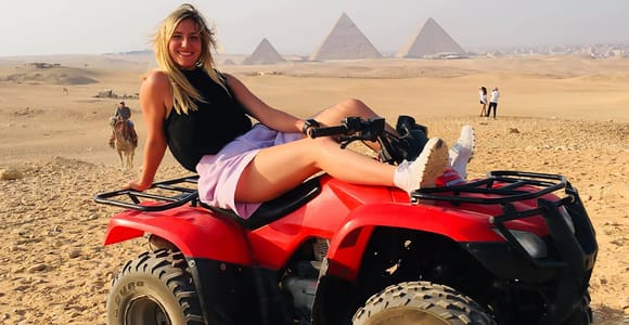 Kairo: Private Quad Bike Wüstentour mit Pyramiden und Sonnenuntergang