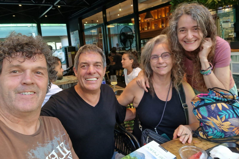 Kandy City Tuk Tuk Tour: Temples,Culture & Scenic Highlights