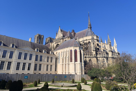 Private tour of Reims Cathedral with a certified guide