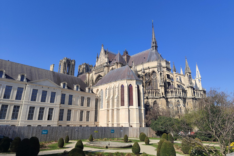 Private tour of Reims Cathedral with a certified guide