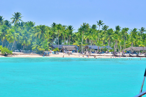 Punta Cana: Island escape to Saona, catamaran & beach lunch Punta Cana: Catamaran Party Cruise | Open Bar & Snorkeling