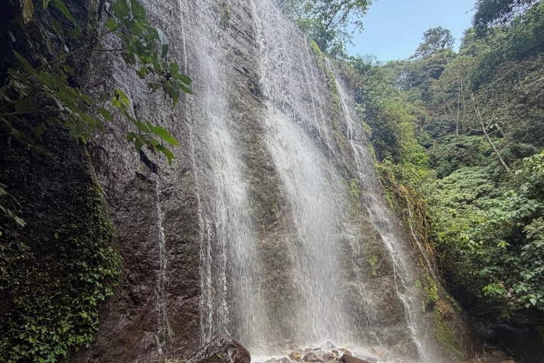 7 Waterfalls Hike & Lake Coatepeque: All-Inclusive Adventure