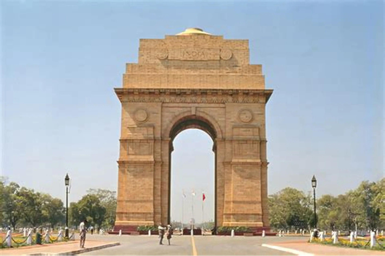 From Delhi: Private 2-Day Delhi & Agra Golden Triangle Tour Tour with 5 Star Hotel Accommodation