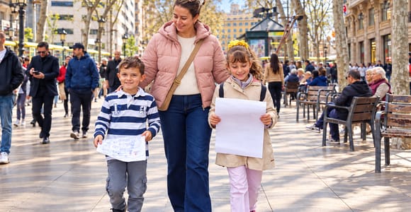 Barcelona Gothic Quarter Kids Private Tour: Hidden Guardians